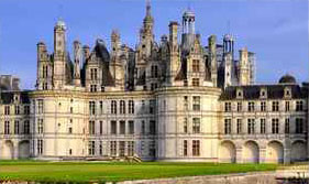 Our semi-guided tours depart from the main city of Tours and from the smaller town of Amboise