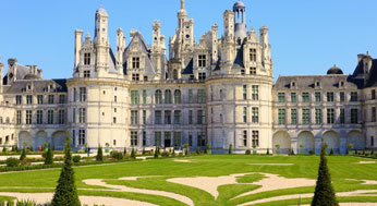 chateau-de-Chambord-Jardins-a-la-francaise-ADT-TOURAINE-Ludovic-Letot-31-12-2026.jpg